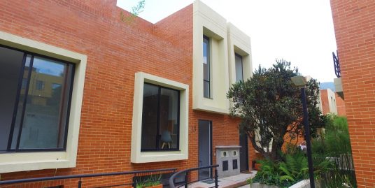 Casa 178m2 área constr. + jardín $ 659.000.000 en La Calera